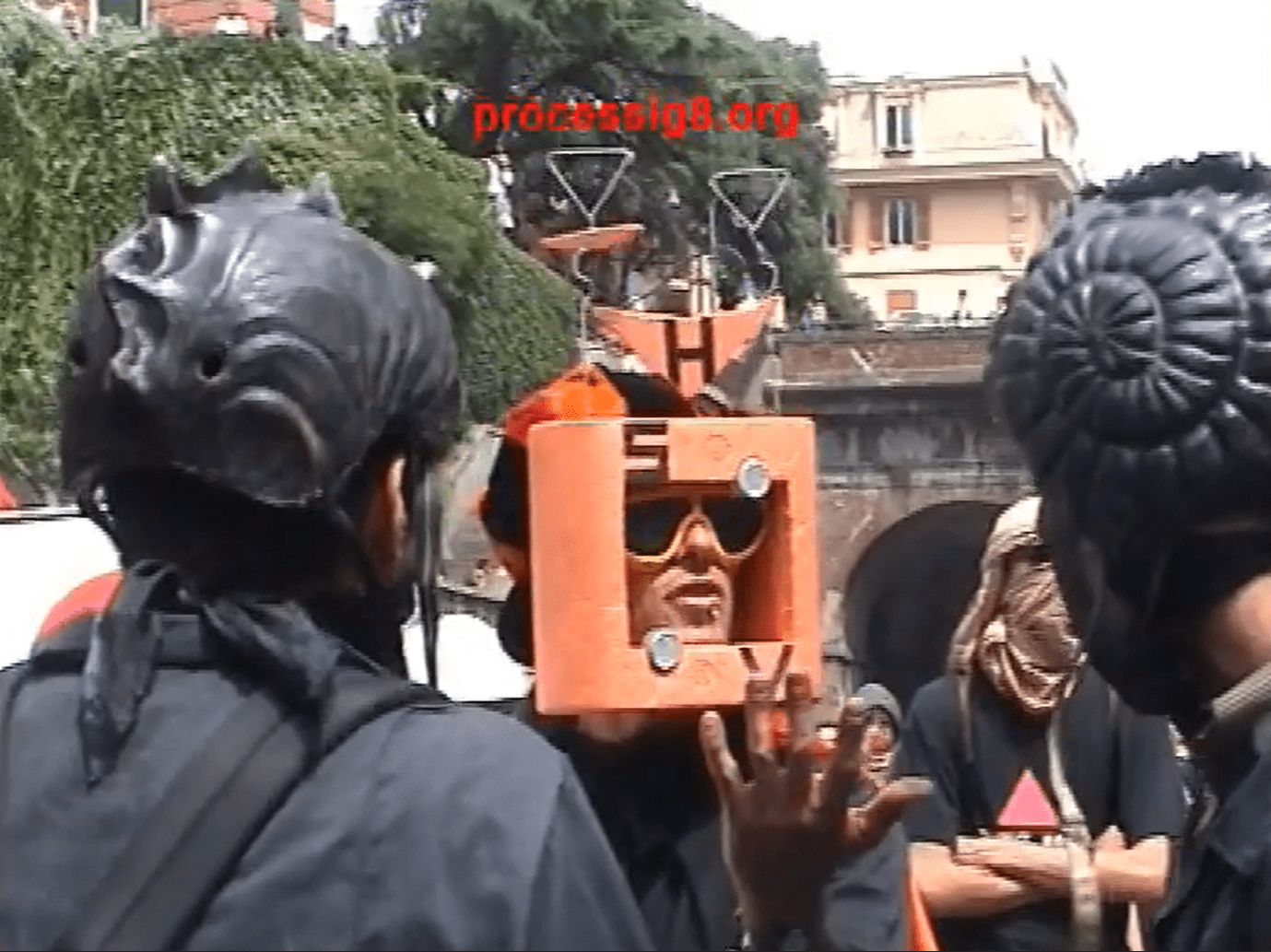 Piazza Manin 20 luglio 2001